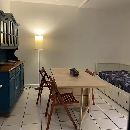 Apartamento 2 Pieces Cosy - Fond De Cour - Saint-denis